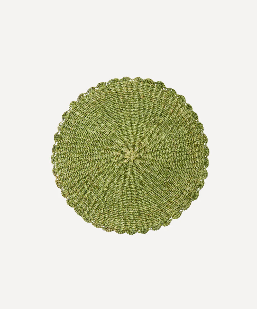 Green Scalloped Rafia Placemat