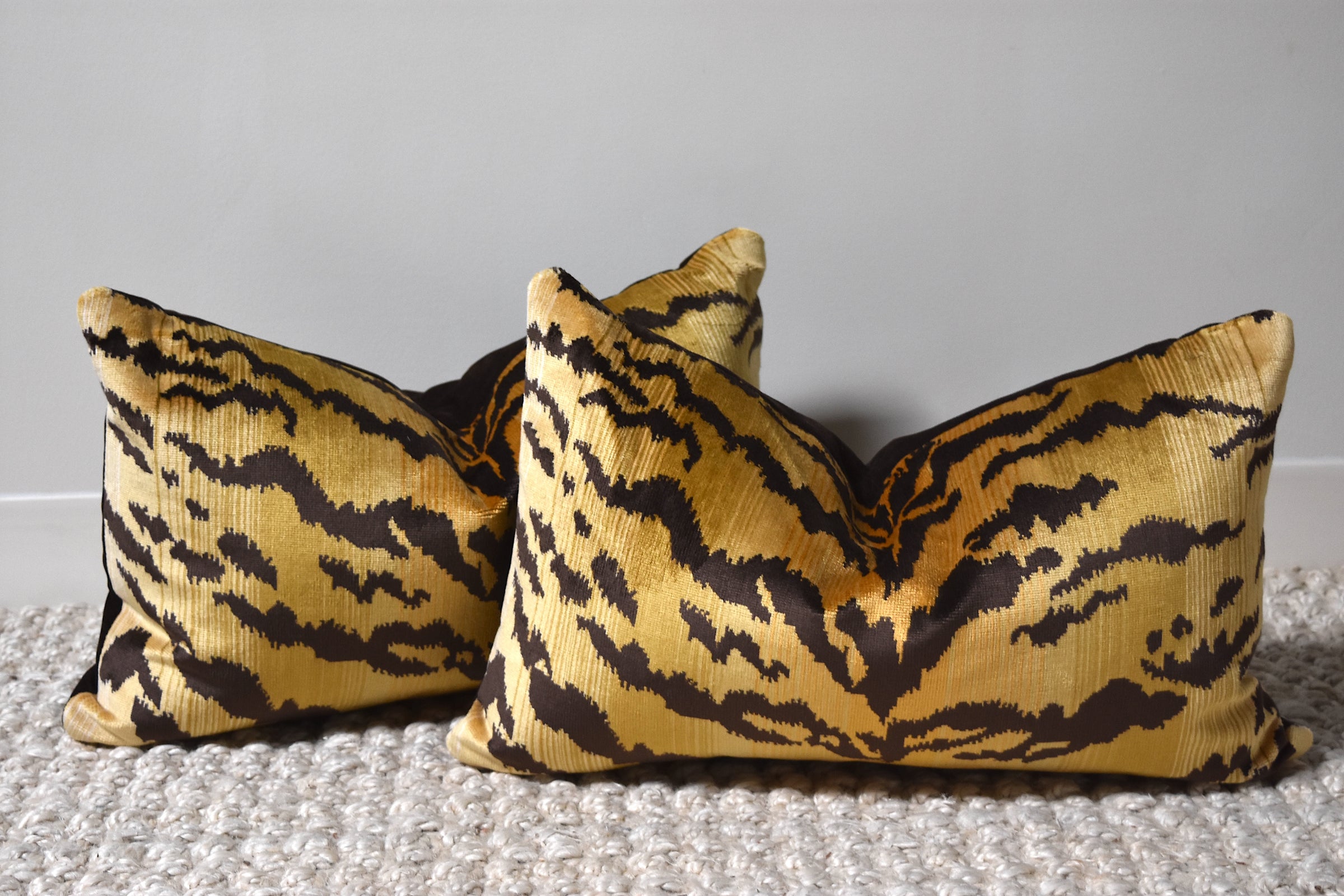 Le Tigre Lumbar Pillow