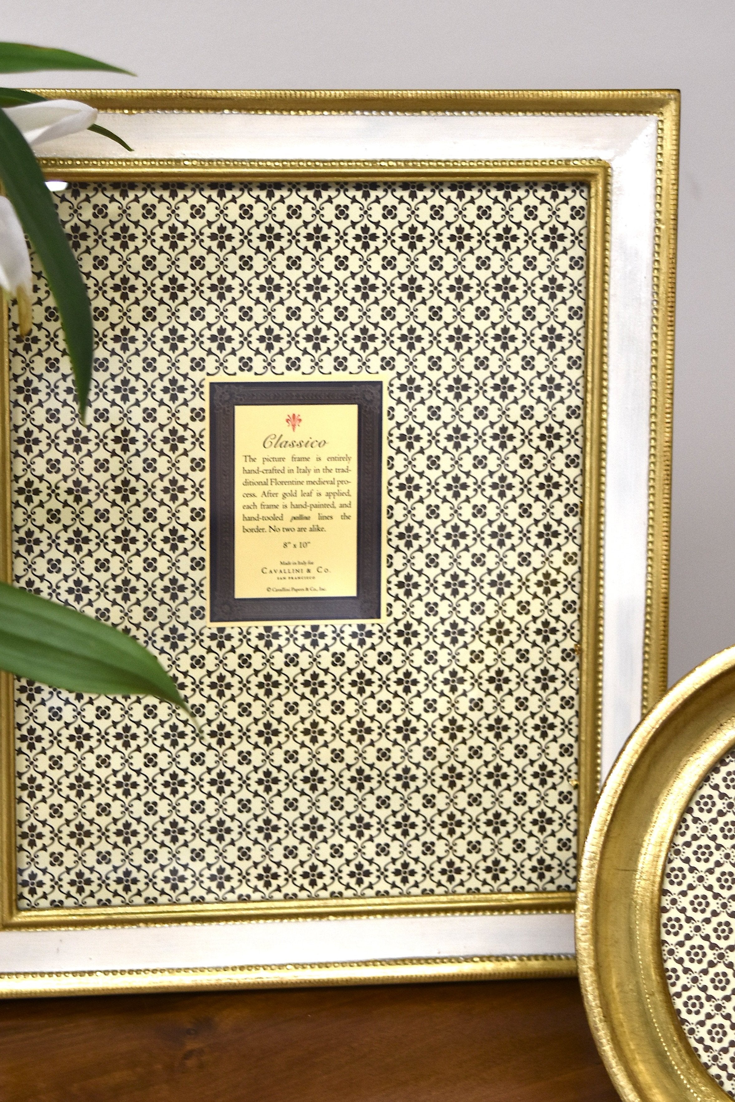 8" x 10" Classico White Florentine Frame
