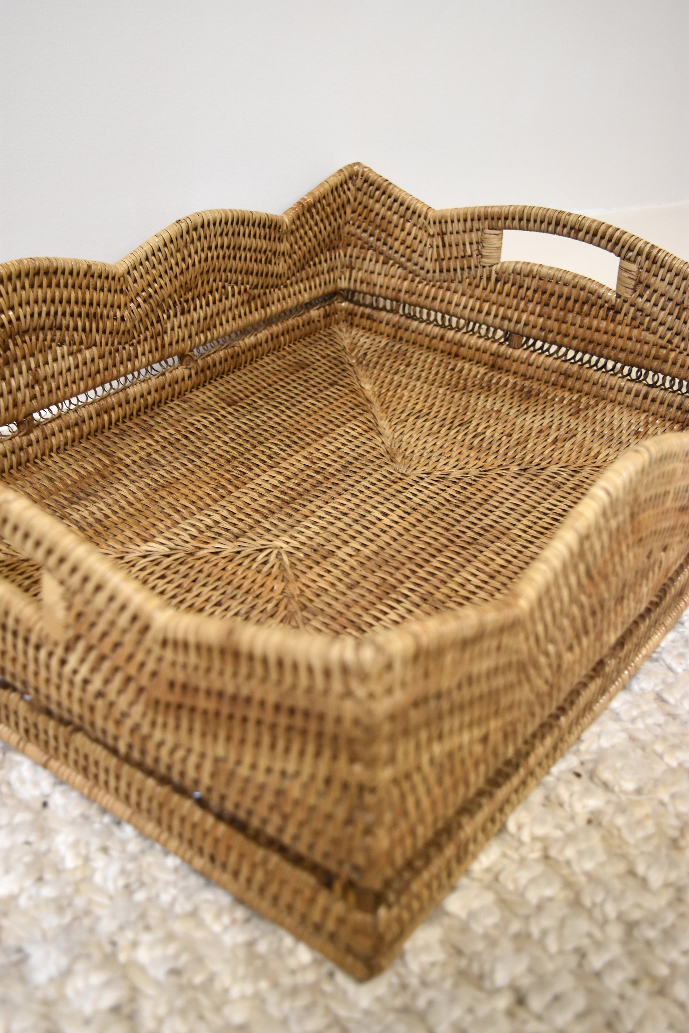 Large Honey Brown Wicker Scalloped Basket