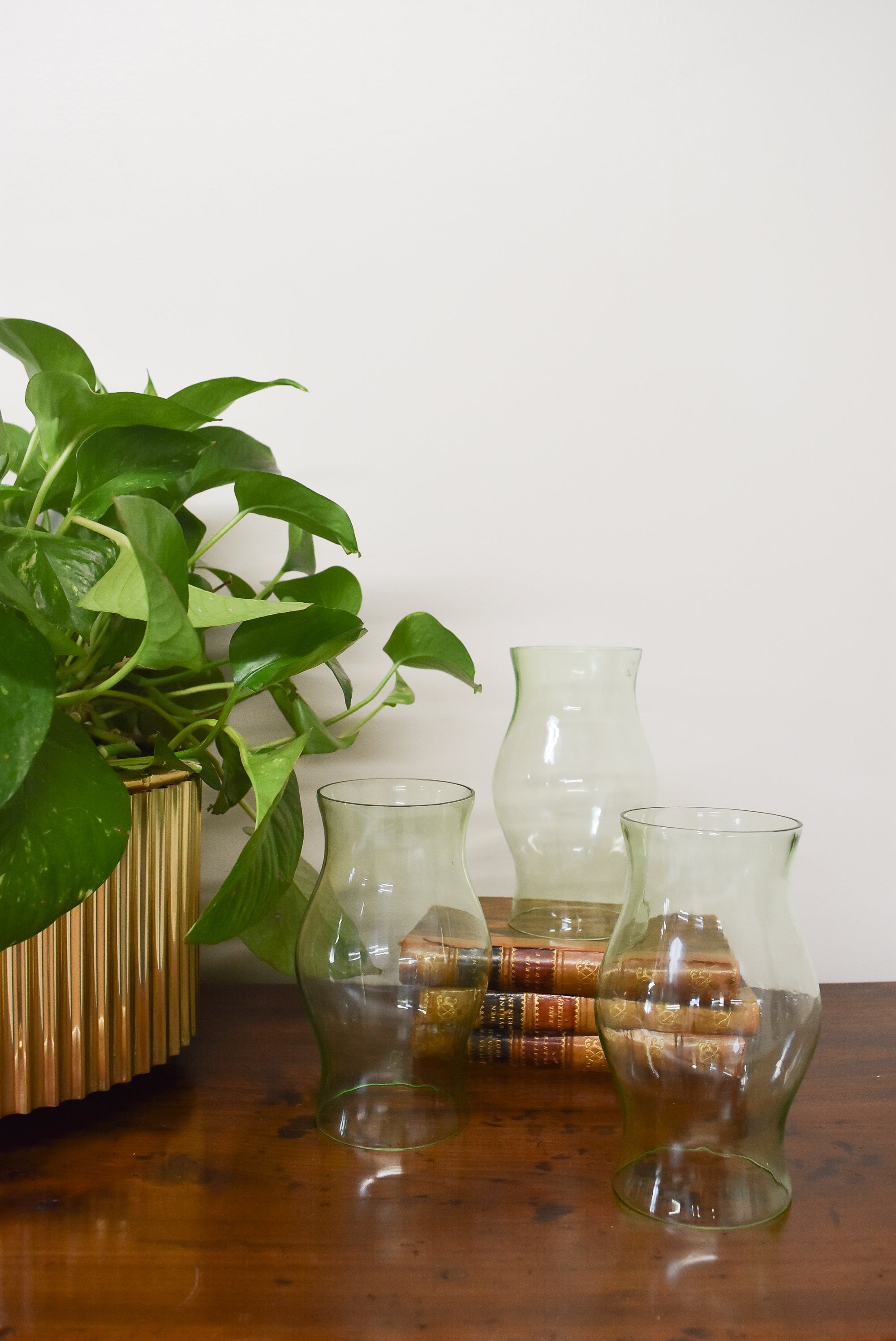 Set of 3 Green Hourglass Hurricanes
