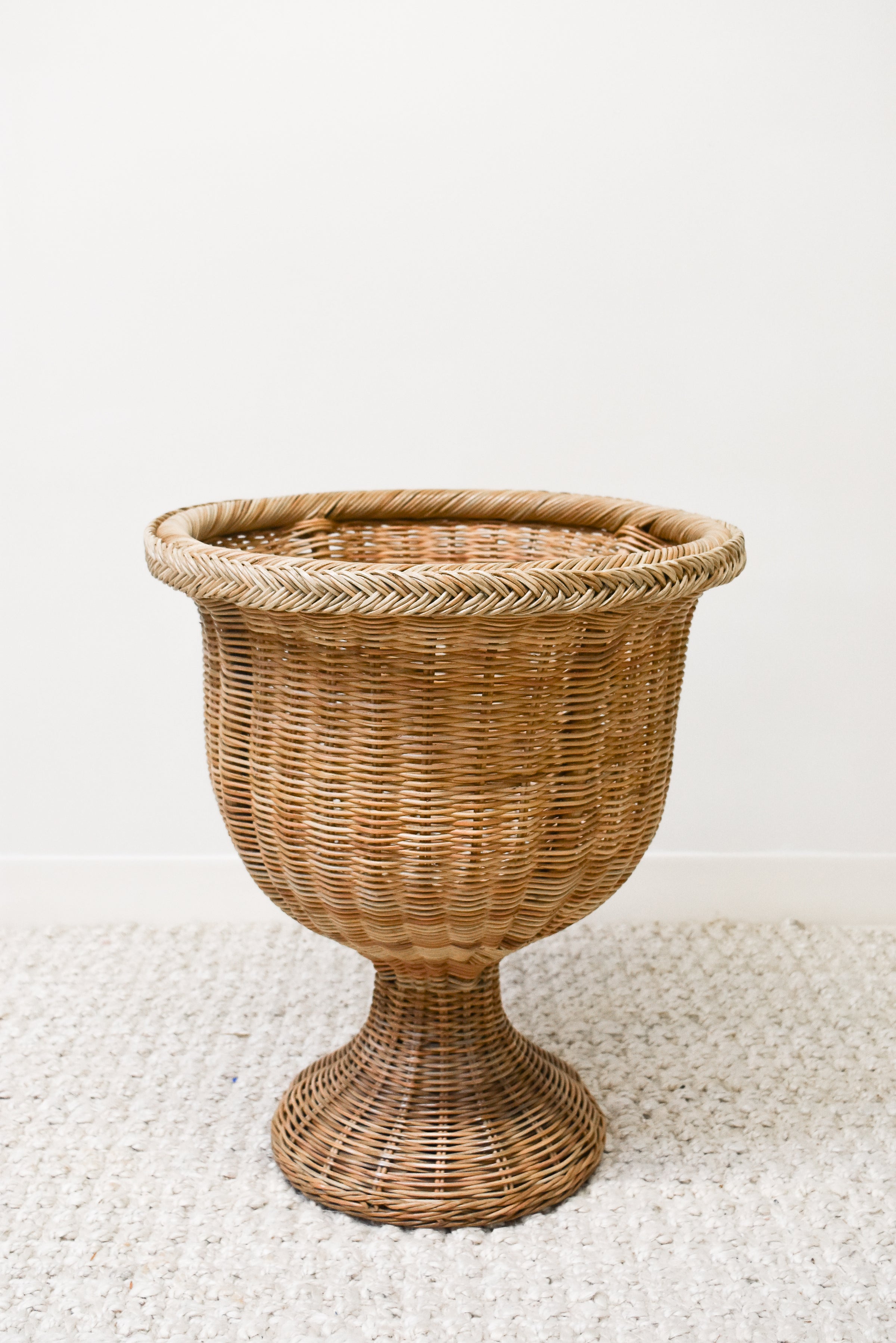 Natural Braided Round Base Wicker Urn