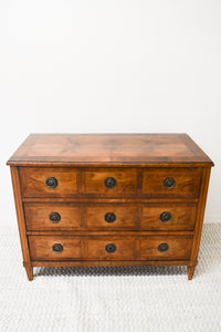 18th Century Italian Commode