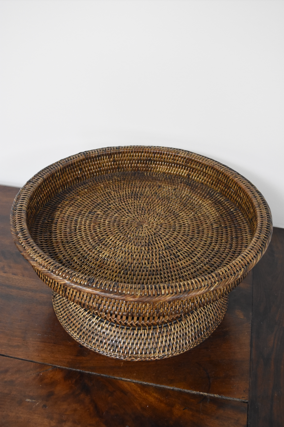 Large Footed Wicker Fruit Tray