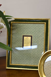 8" x 10" Green Classico Frame