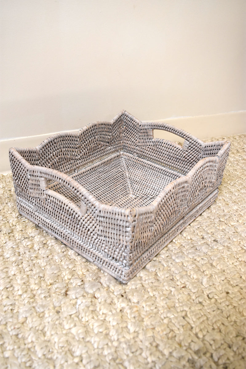 Small White Wash Scalloped Basket