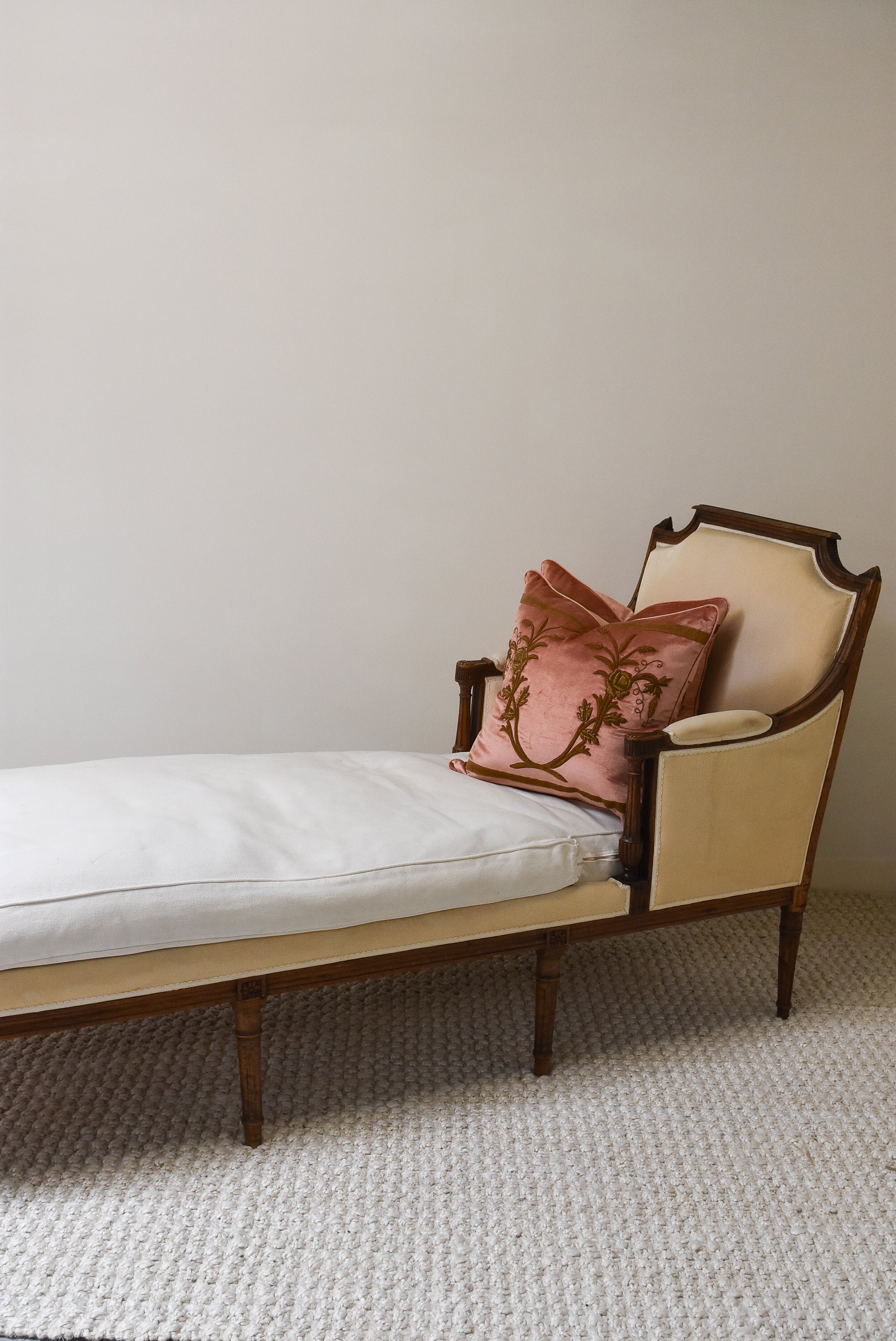 19th Century Louis XVI Style Walnut Chaise Lounge