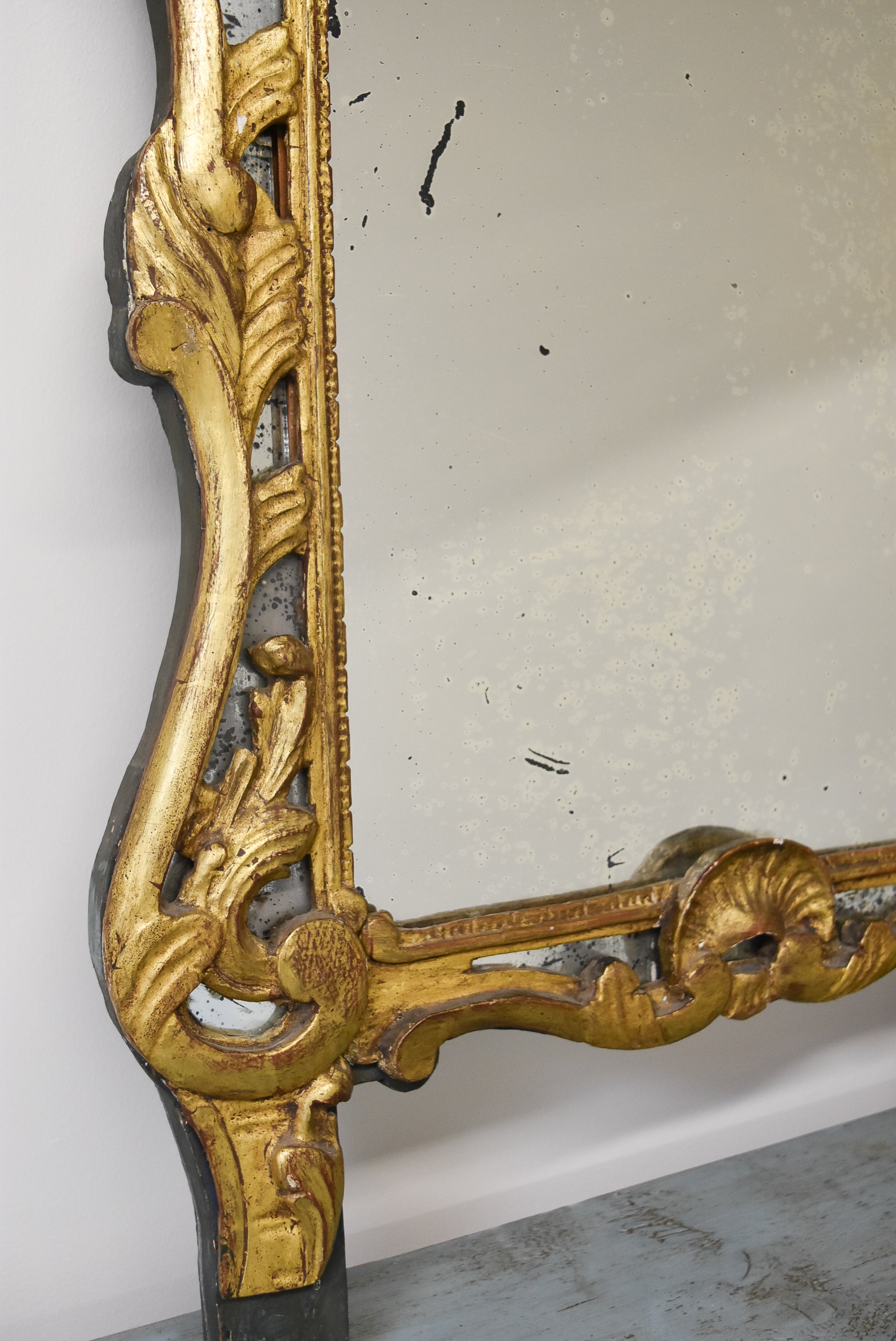 Early 18th Century Louis XIV Style Giltwood Parclose Mirror