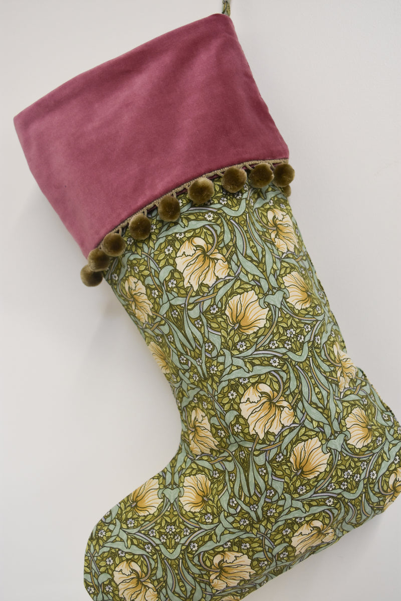 William Morris Stocking in Mauve