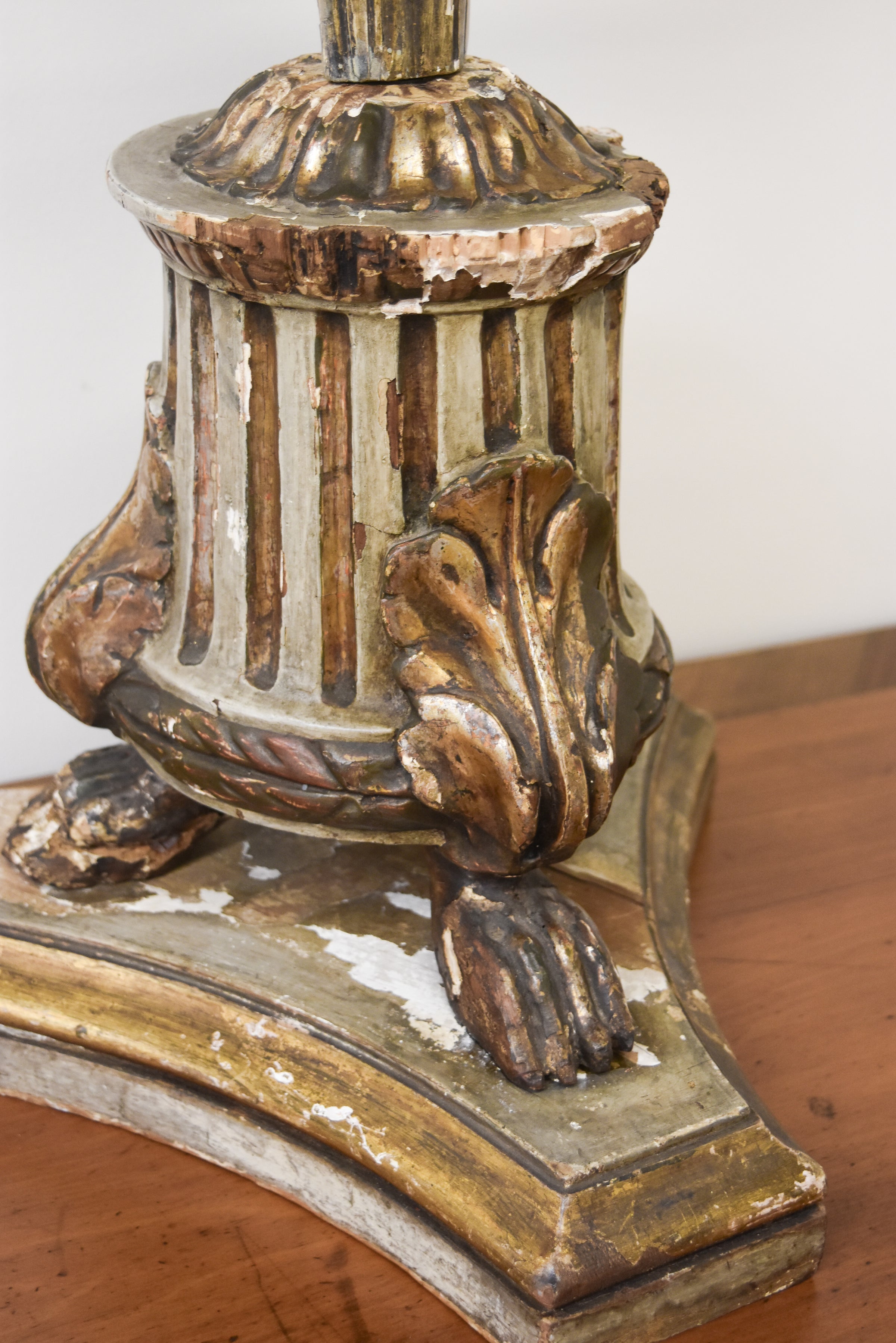 Early 18th Century Italian Lumiere with Carved Wood Base