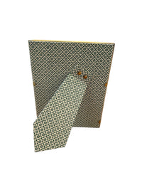 5" x 7" Classico Green Frame