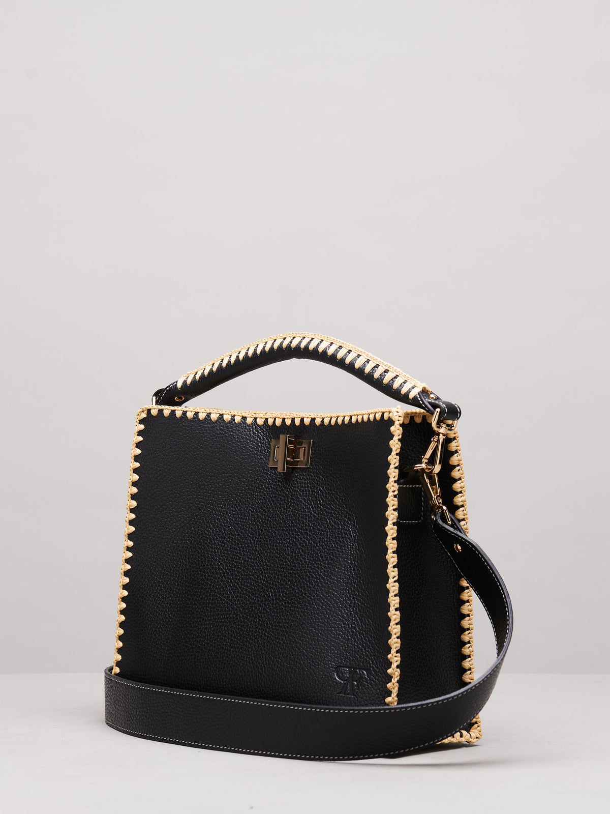 Sylvia Grande Handbag in Black