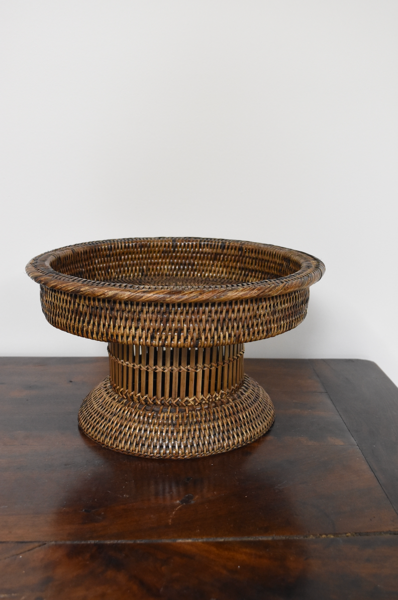Small Footed Wicker Fruit Tray